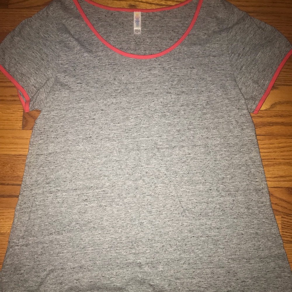 LuLaRoe Classic Tee